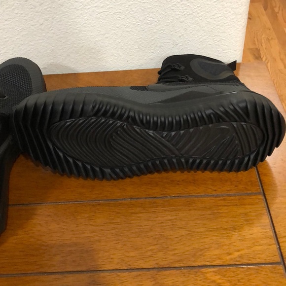 Men’s Nike Boots - Picture 5 of 6
